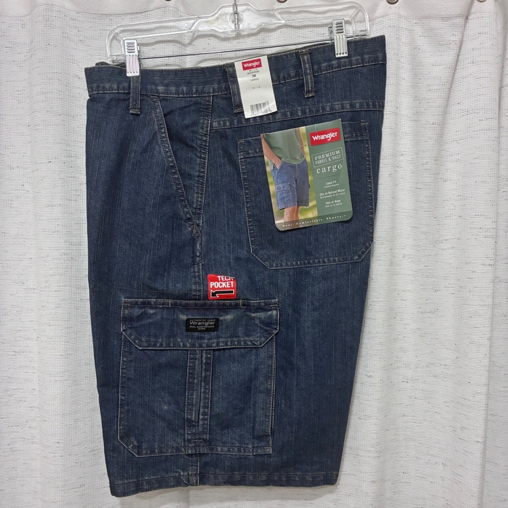 Wrangler Men 36 Cargo Shorts Denim Blue Loose Fit Tech Pocket Hits At Knee New